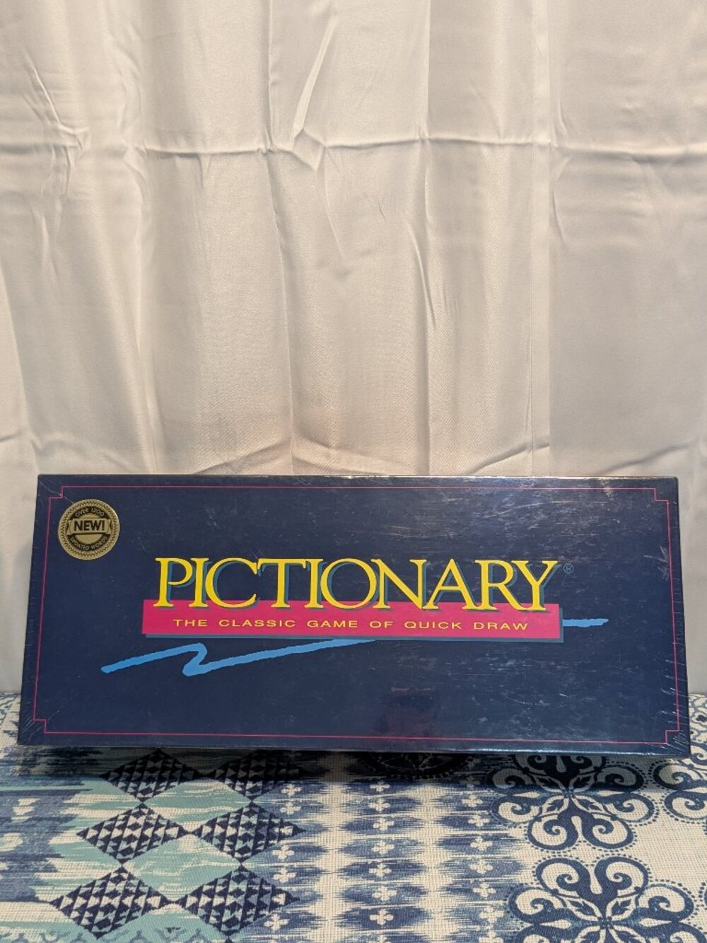 NEW Pictionary Updated For The 90s 1993 SEALED Classic Board Game 3-16 players